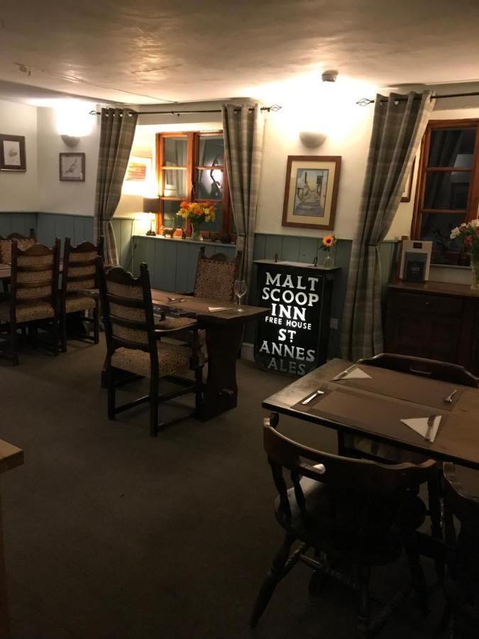 The Malt Scoop Inn Merton  ภายนอก รูปภาพ